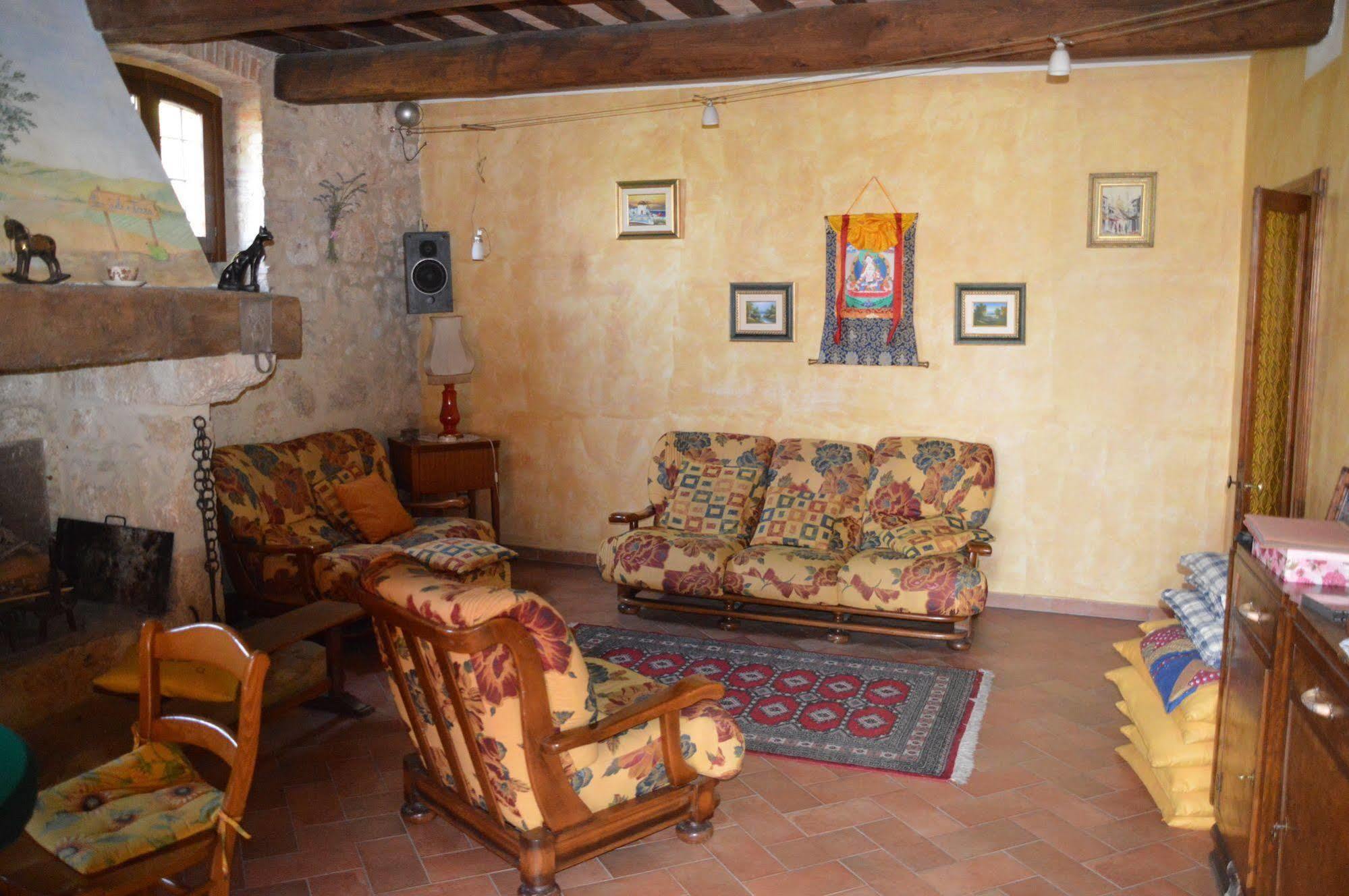 Agriturismo Bio Tra Cielo E Terra Apartment Grutti Bagian luar foto