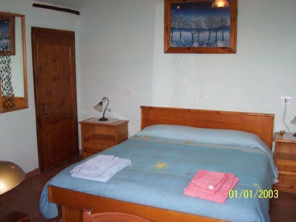 Agriturismo Bio Tra Cielo E Terra Apartment Grutti Bagian luar foto