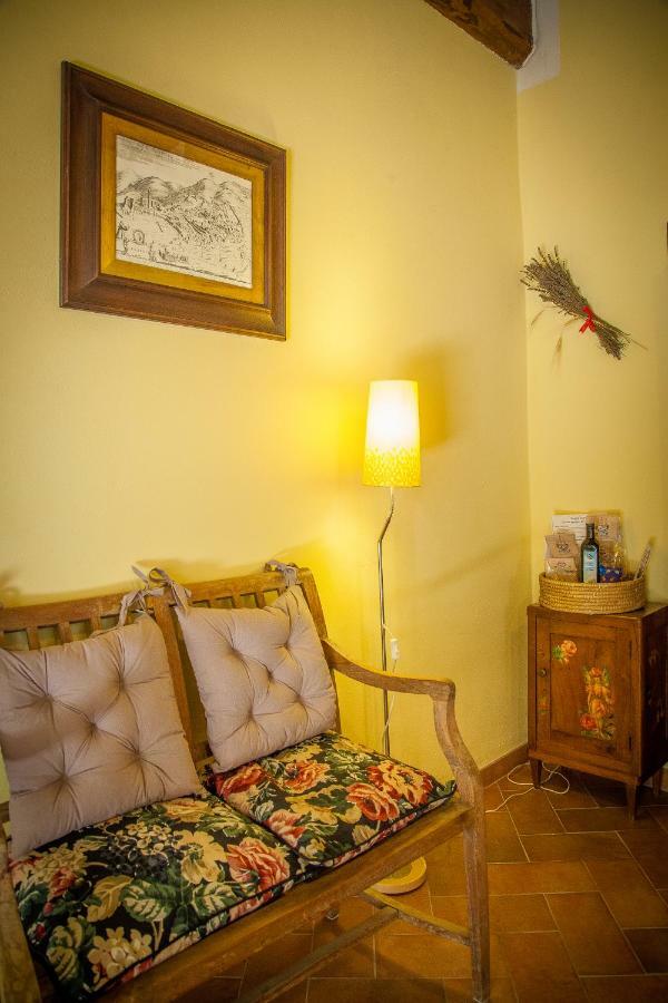 Agriturismo Bio Tra Cielo E Terra Apartment Grutti Bagian luar foto