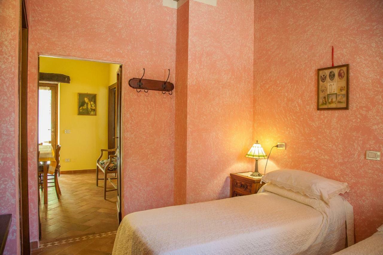 Agriturismo Bio Tra Cielo E Terra Apartment Grutti Bagian luar foto